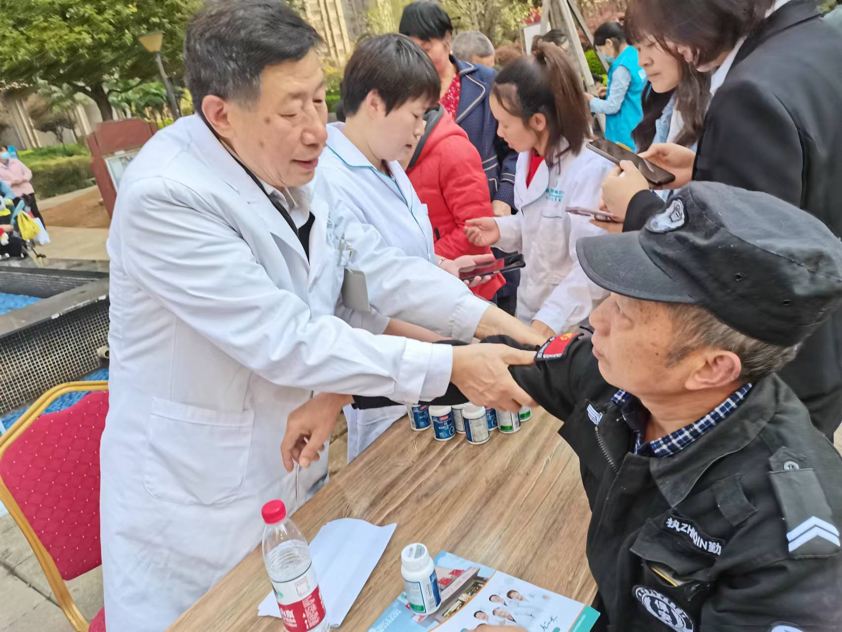 海盐最新24小时高价回收医保长沙方法分析(最方便真实的海盐长沙医废处理方法)